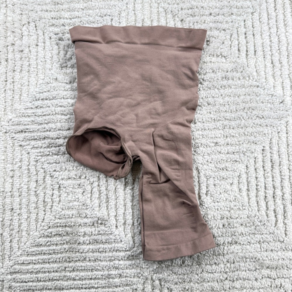SKIMS Solution Short Women XXS/XS Umber Brown Shapewear Kardashian Smoothing